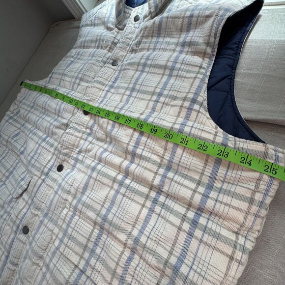 Tommy Bahama Rockland Coast Reversible Quilted Vest – XL Sand & Navy - Picture 10 of 13